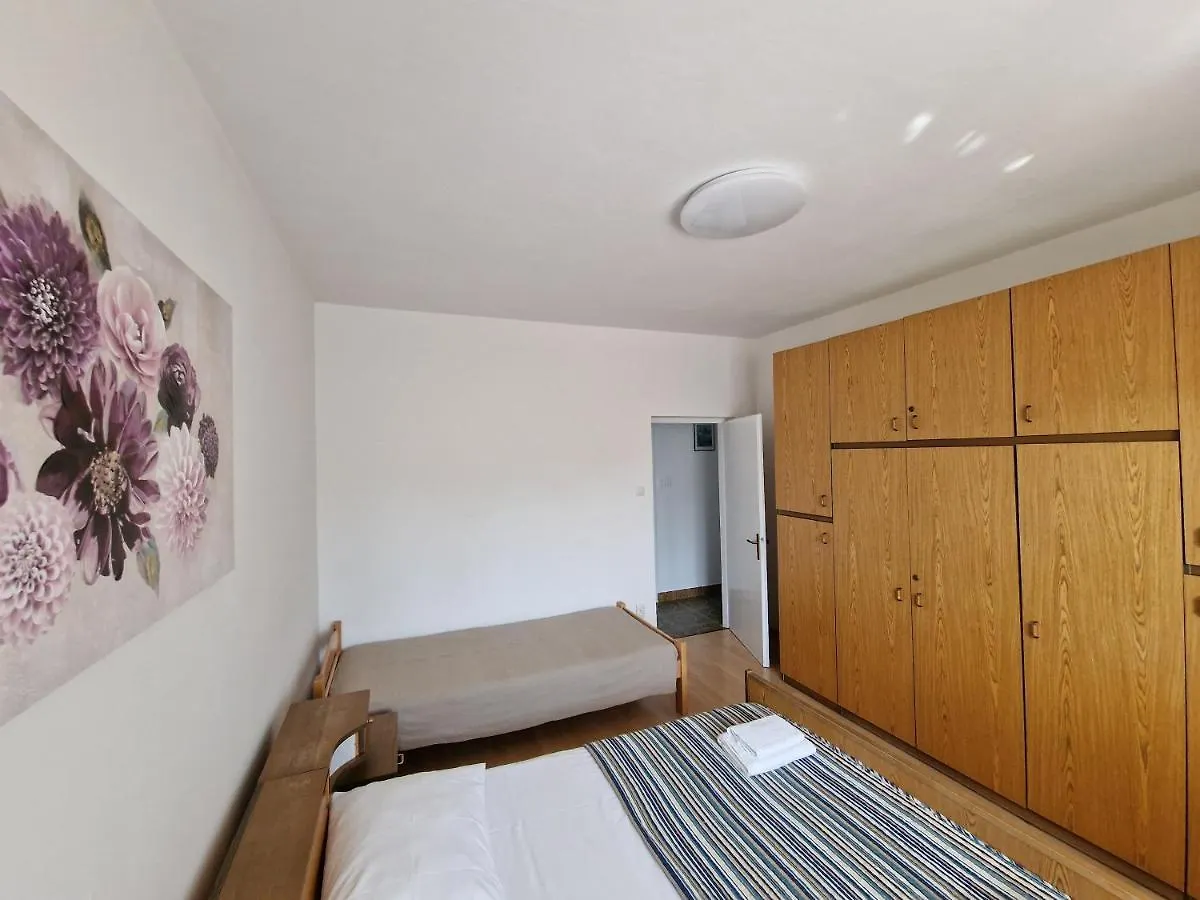 Apartment Sostaric Vrh